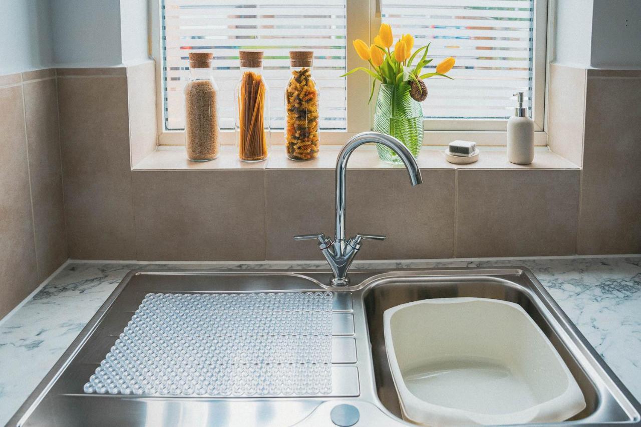 2 Bed House, Sleeps 6, Dog Friendly, Close To A14 M11, With Garden & Parking Long Stay Work Contractor Leisure, Jade Cambridge  Ngoại thất bức ảnh